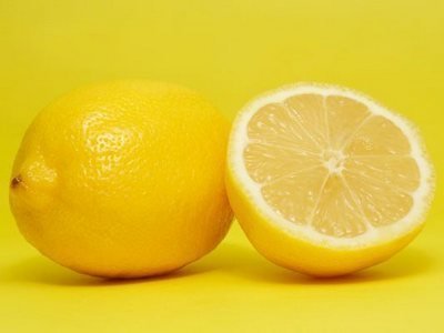 Народный способ лимоны обесцвечиваю волосы